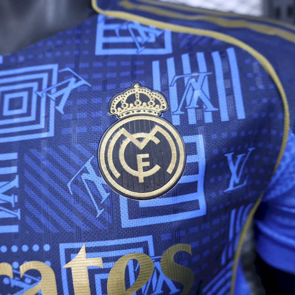 Real Madrid 2025/26 Camisola Louis Vuitton Conjunta Edição Versão Jogador – Homem