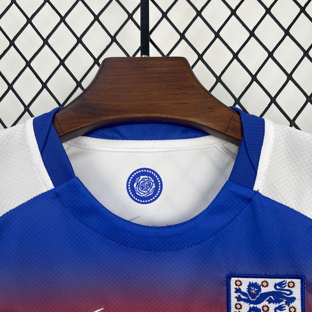 Inglaterra 2025/26 Conjunto Principal – Criança