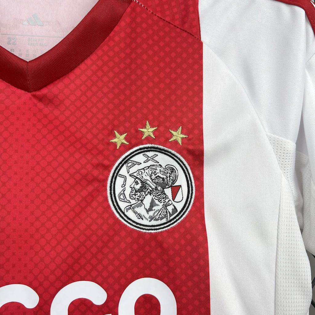 Ajax 2025/26 Conjunto Principal – Criança