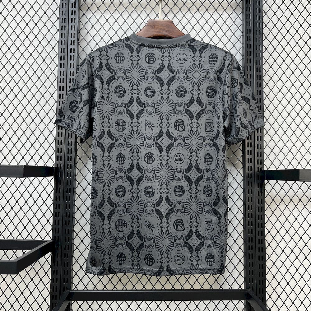 Bayern de Munique 2025/26 Camisola Wiesn T-Shirt – Homem