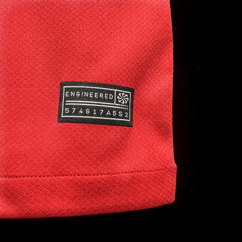 Liverpool 2023/24 Camisola Principal – Homem