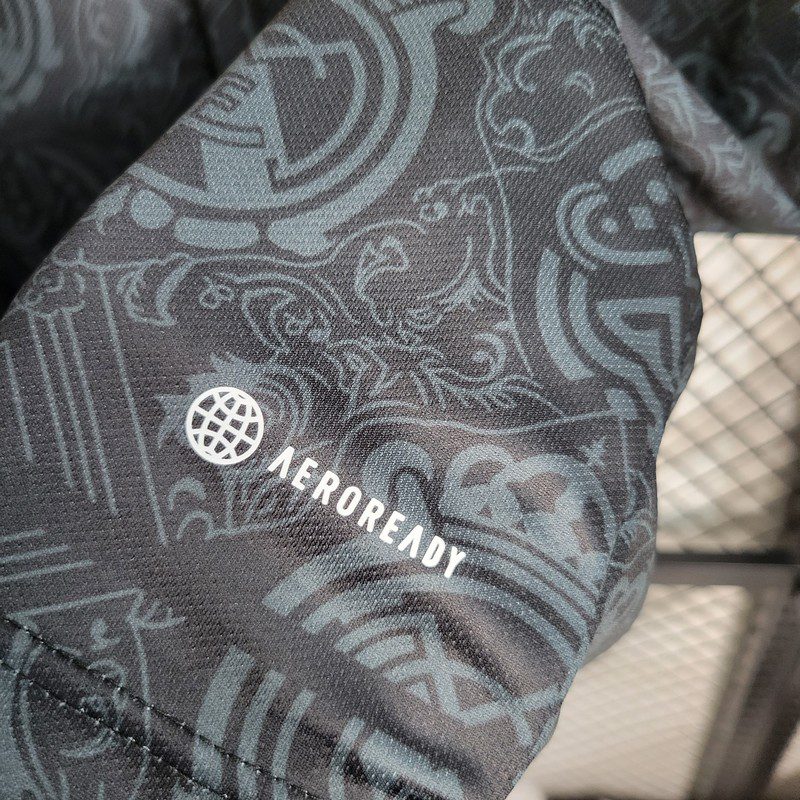 Real Madrid 2023/24 Camisola Conceito Edição Preta – Homem