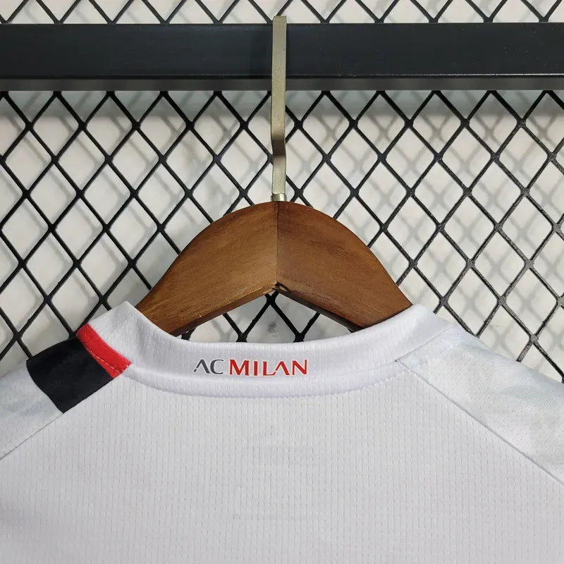 AC Milan 2023/24 Conjunto Alternativo – Criança