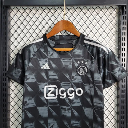 Ajax 2023/24 Conjunto Terceiro – Criança
