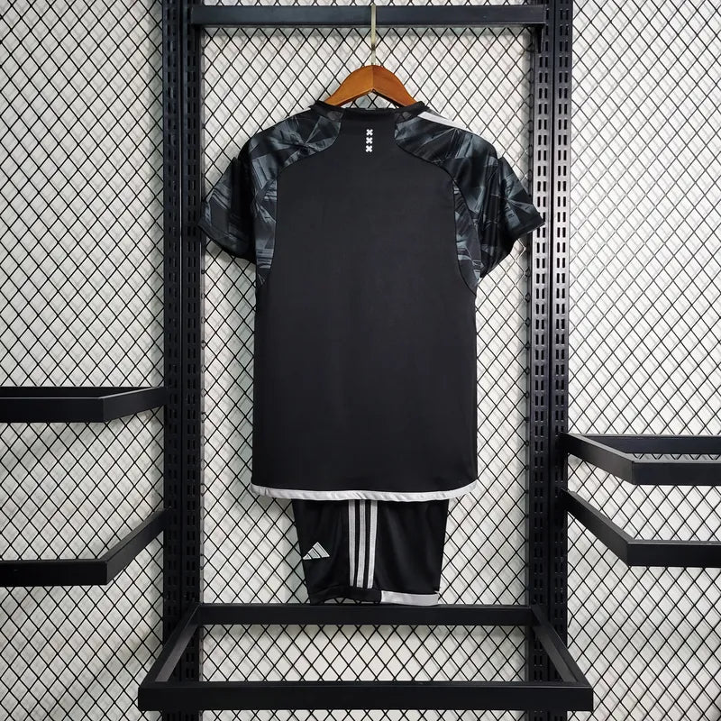 Ajax 2023/24 Conjunto Terceiro – Criança