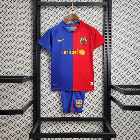 Barcelona 2008/09 Conjunto Principal – Criança