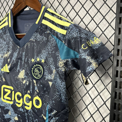 Ajax 2024/25 Conjunto Alternativo – Criança