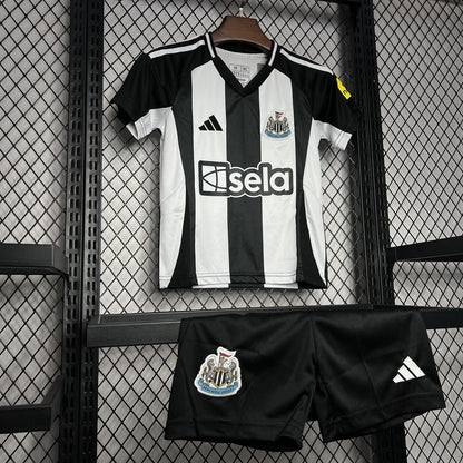 Newcastle United 2024/25 Conjunto Principal – Criança