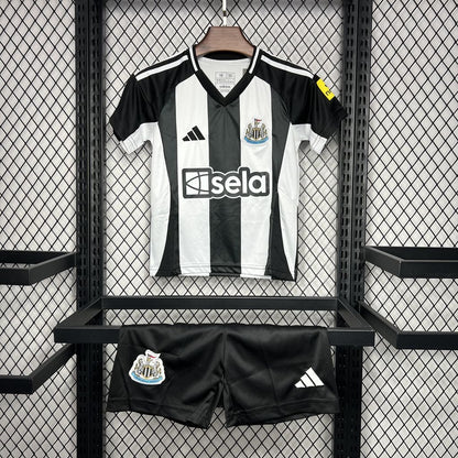 Newcastle United 2024/25 Conjunto Principal – Criança