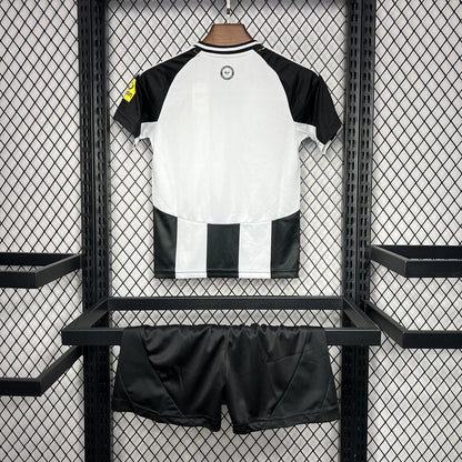 Newcastle United 2024/25 Conjunto Principal – Criança