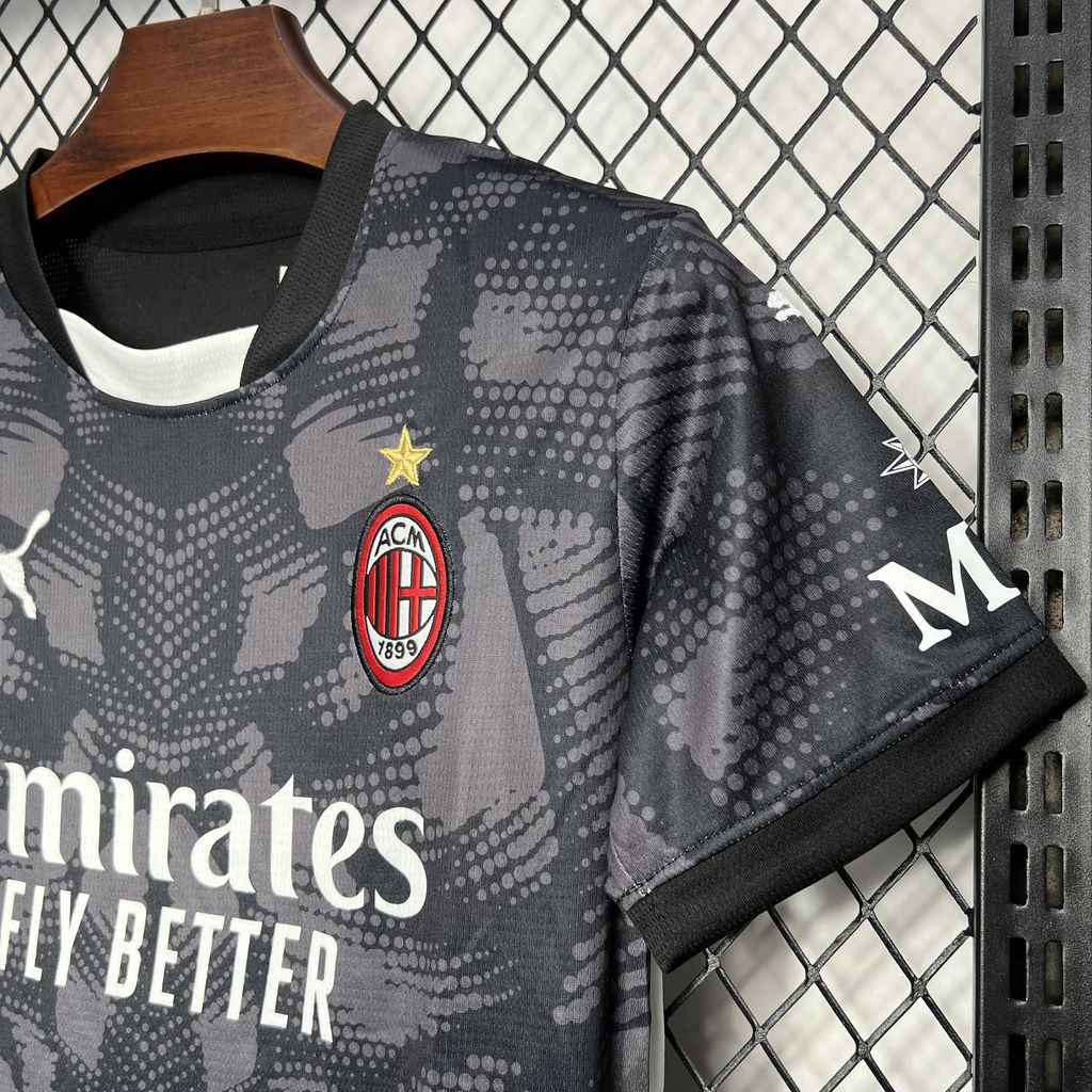 AC Milan 2024/25 Conjunto de Guarda-Redes – Criança