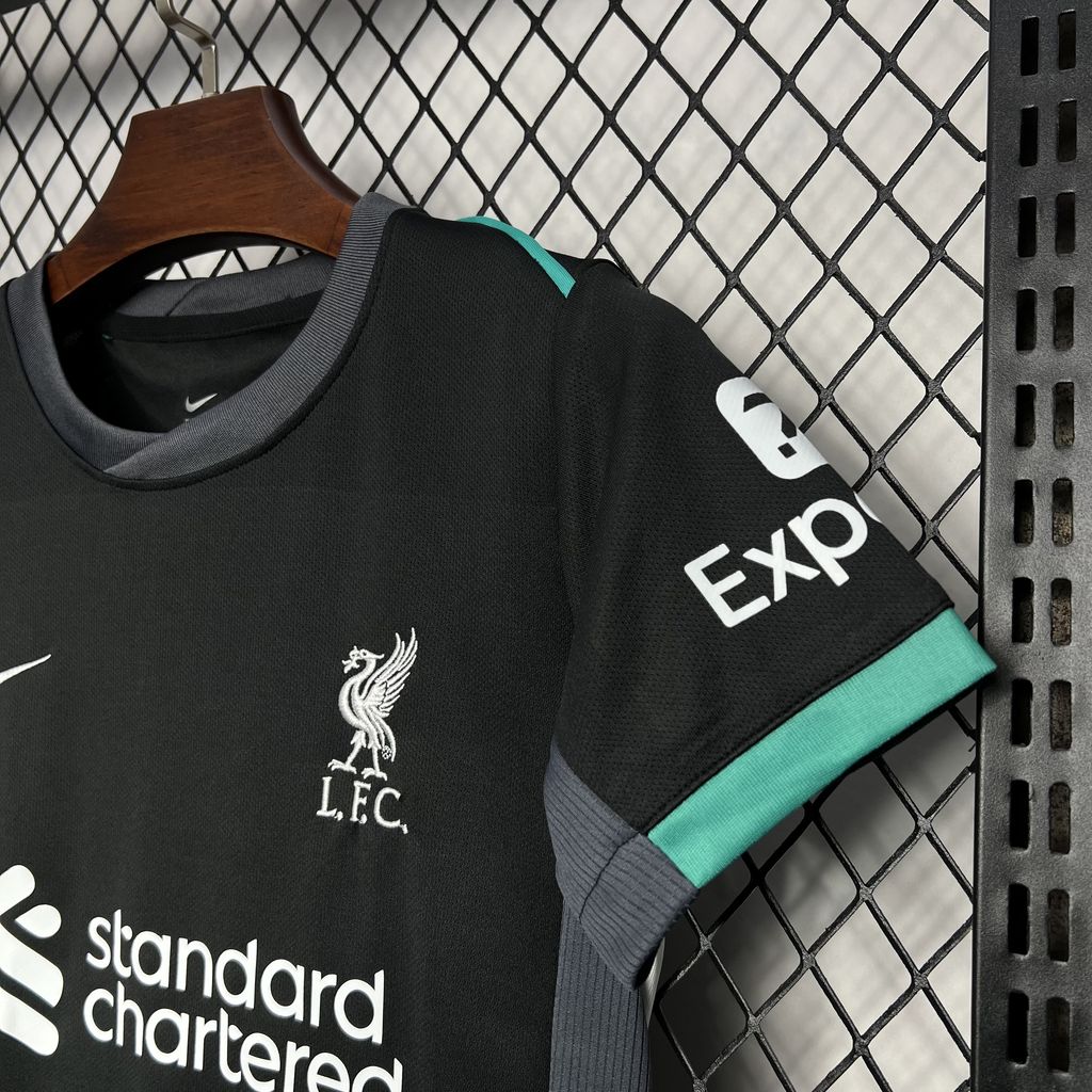 Liverpool 2024/25 Conjunto Alternativo – Criança