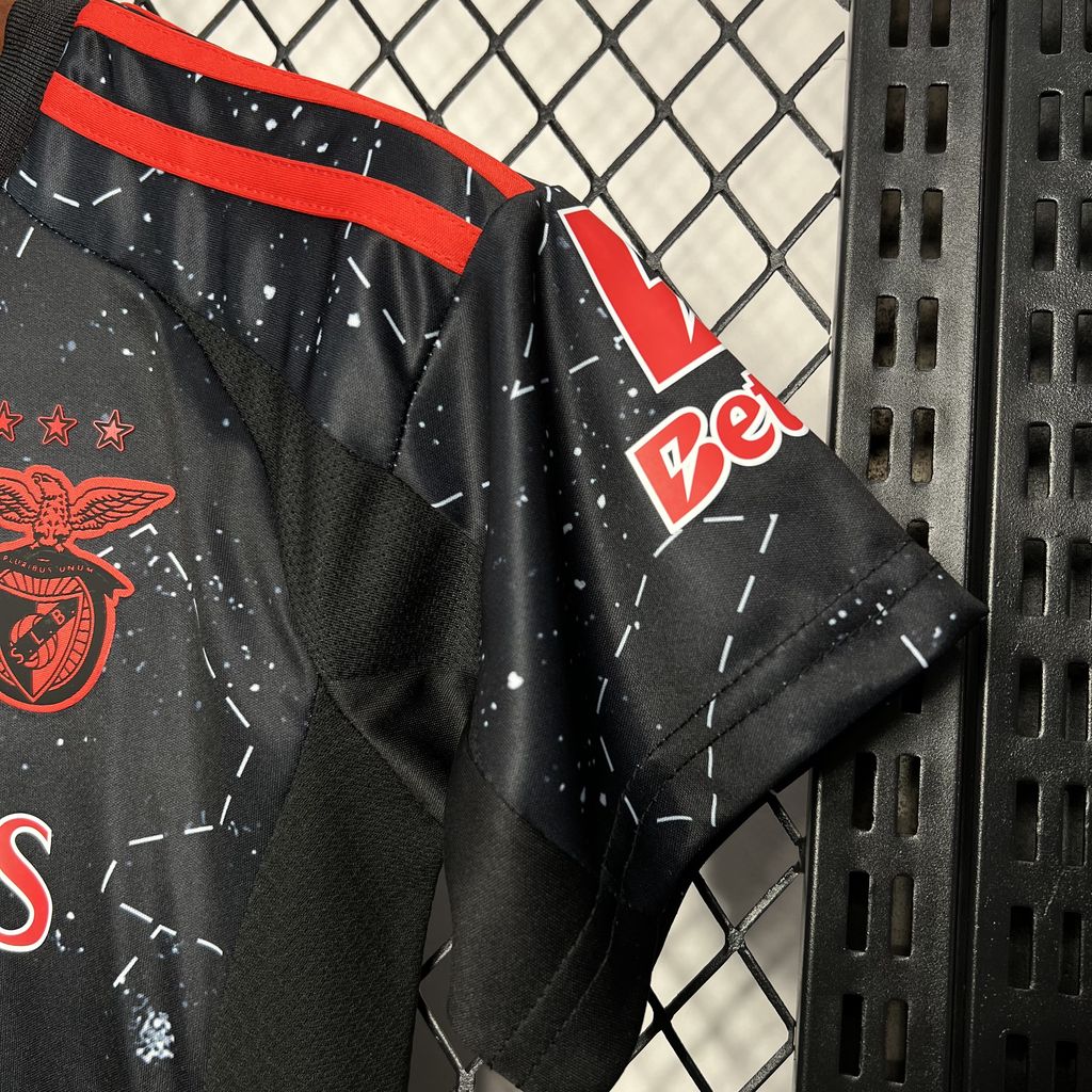 Benfica 2024/25 Conjunto Alternativo – Criança