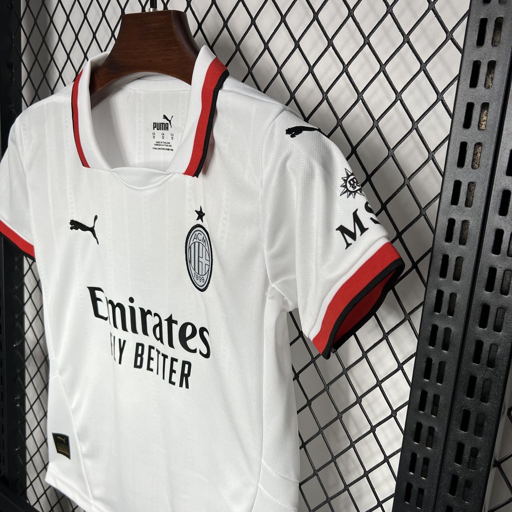 AC Milan 2024/25 Conjunto Alternativo – Criança