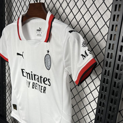 AC Milan 2024/25 Conjunto Alternativo – Criança