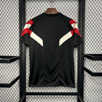 Manchester United 2024/25 Camisola Originals Tee Preta – Homem