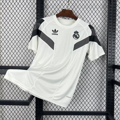 Real Madrid 2024/25 Camisola Especial Branca – Homem