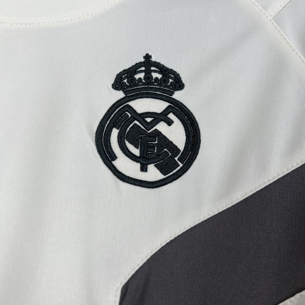 Real Madrid 2024/25 Camisola Especial Branca – Homem