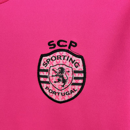 Sporting CP 2024/25 Conjunto Rosa Outubro – Criança