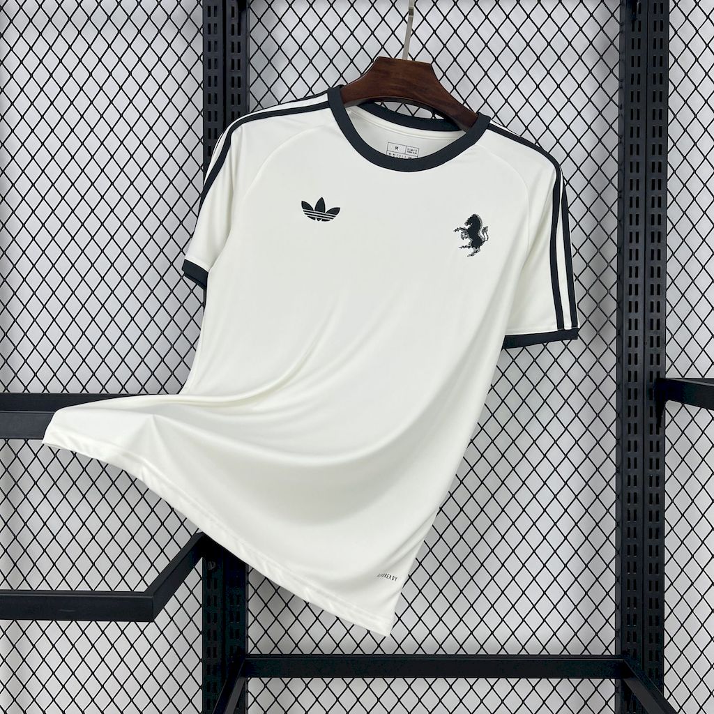 Juventus 2024/25 Camisola 3 Stripes Originals – Homem