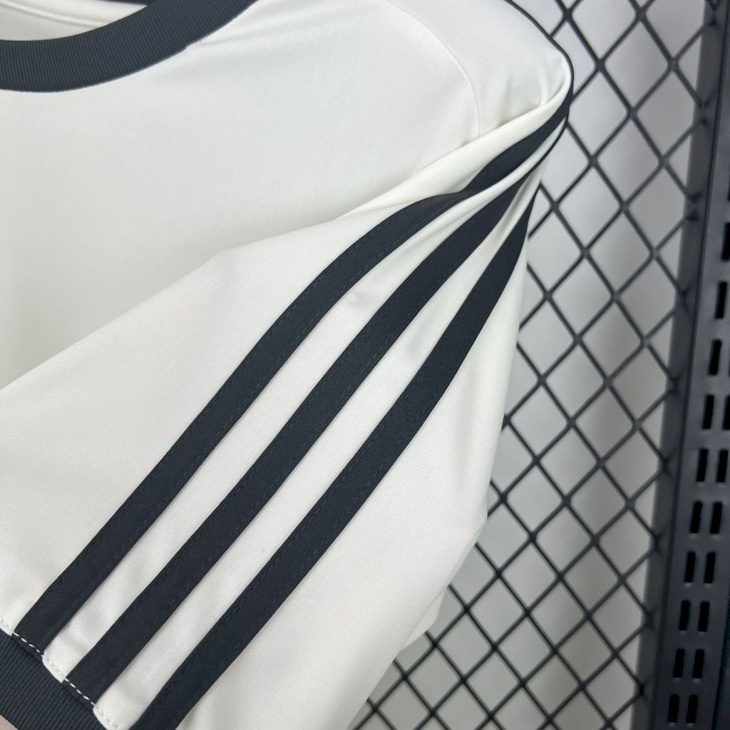 Juventus 2024/25 Camisola 3 Stripes Originals – Homem