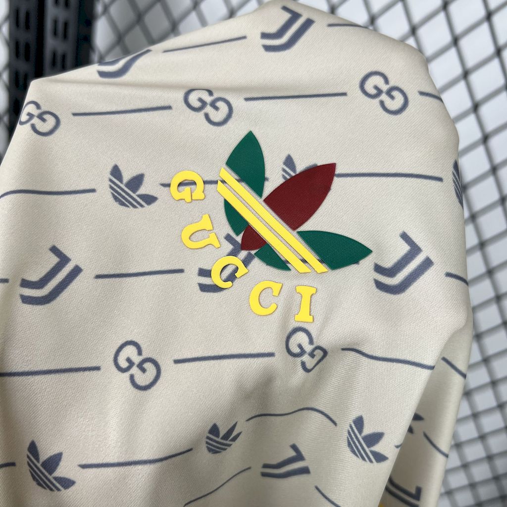 Juventus 2024/25 Camisola Gucci Conjunta Edição – Homem
