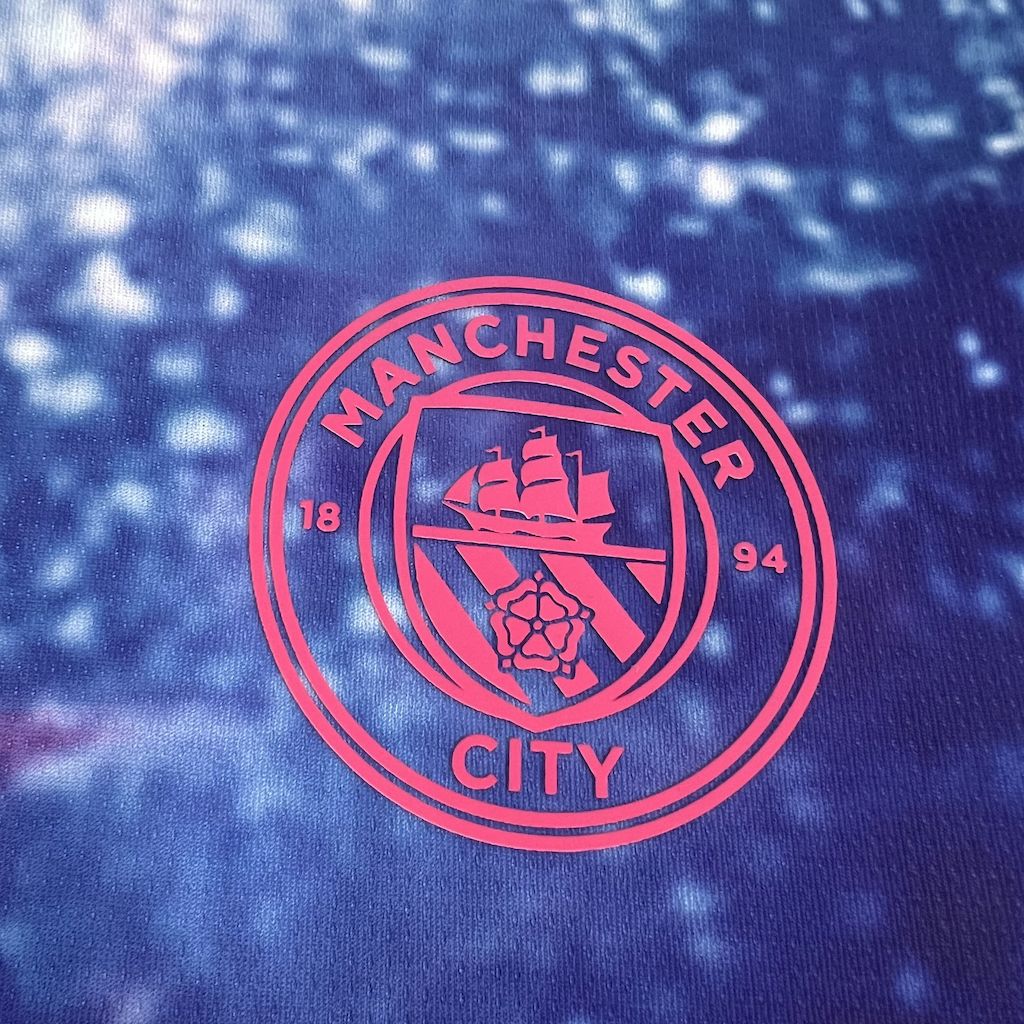 Manchester City 2025/26 Camisola Roxa Conceito Versão – Homem