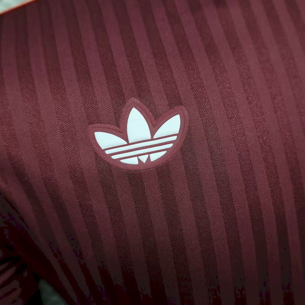 Bayern de Munique 2025/26 Camisola Terrace Icons Versão Jogador – Homem