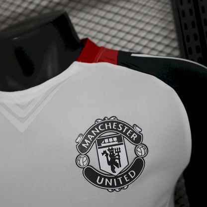 Manchester United 2025/26 Camisola de Pré-Jogo Versão Jogador – Homem