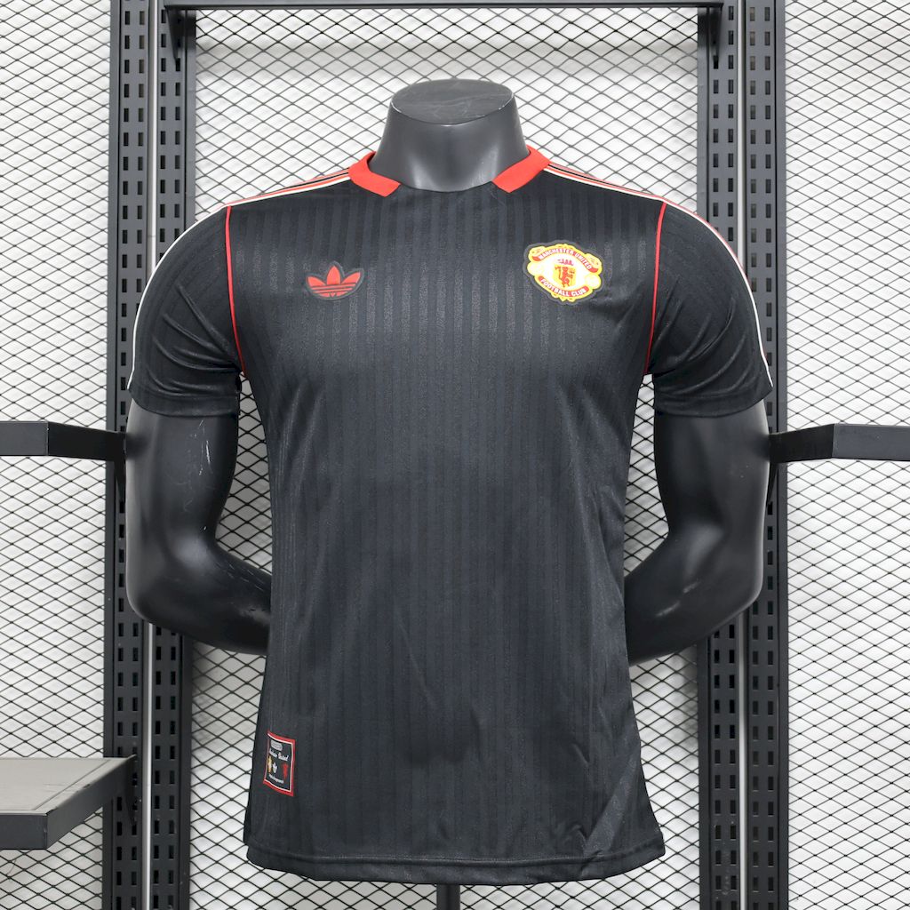 Manchester United 2025/26 Camisola Preta Terrace Icons Versão Jogador – Homem