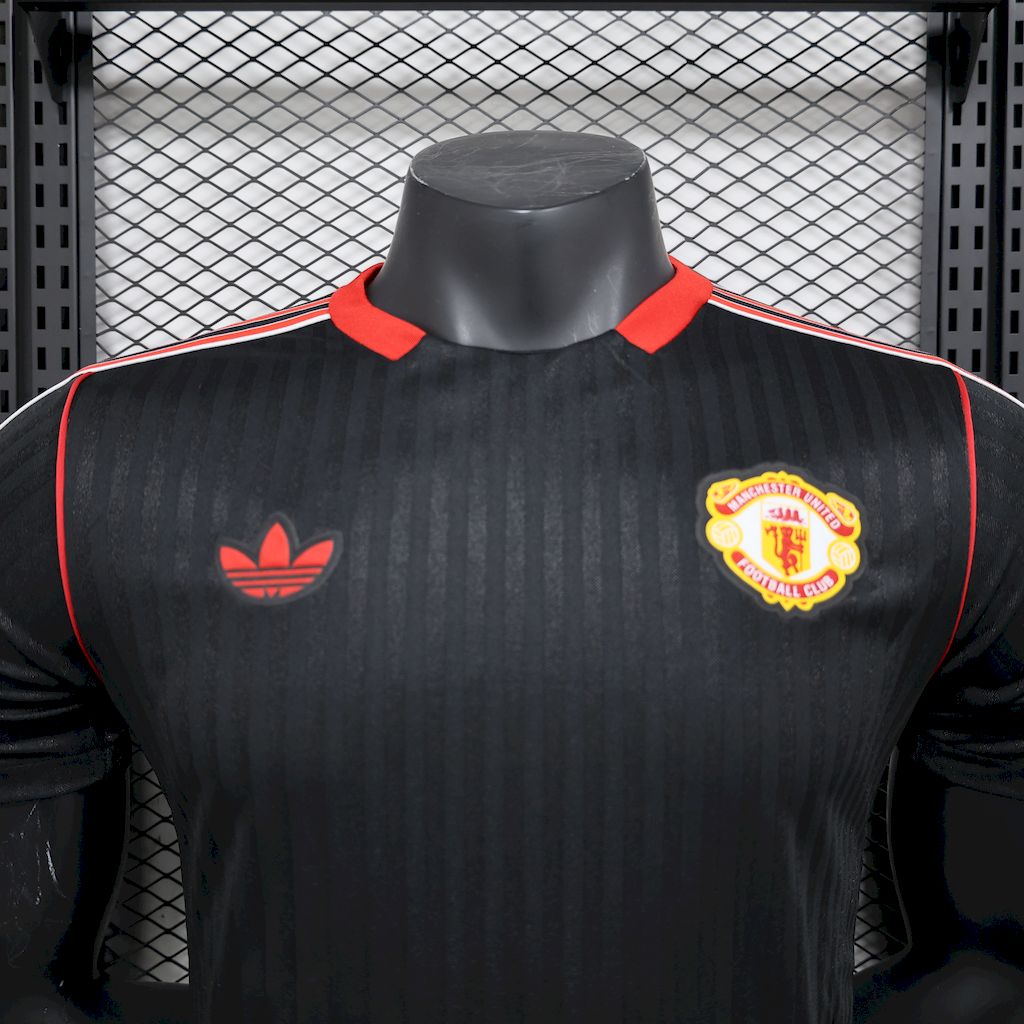 Manchester United 2025/26 Camisola Preta Terrace Icons Versão Jogador – Homem