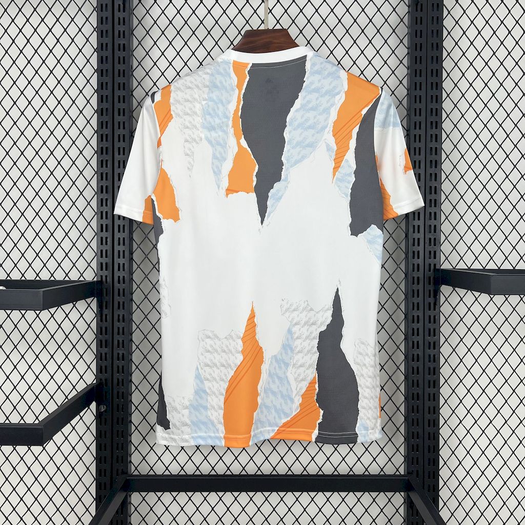 Real Madrid 2024/25 Camisola de Pré-Jogo – Homem