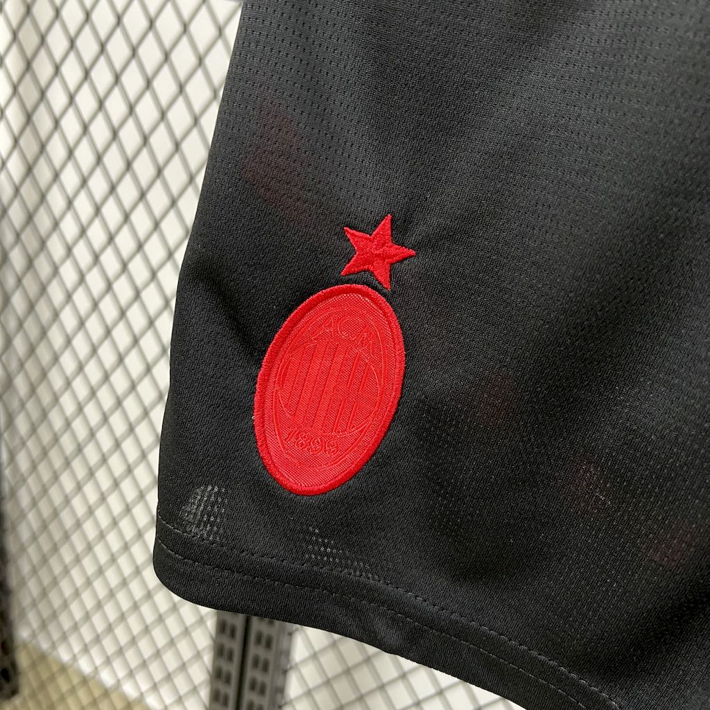AC Milan 2025/26 Conjunto Co-Branded Vermelho Edição – Criança