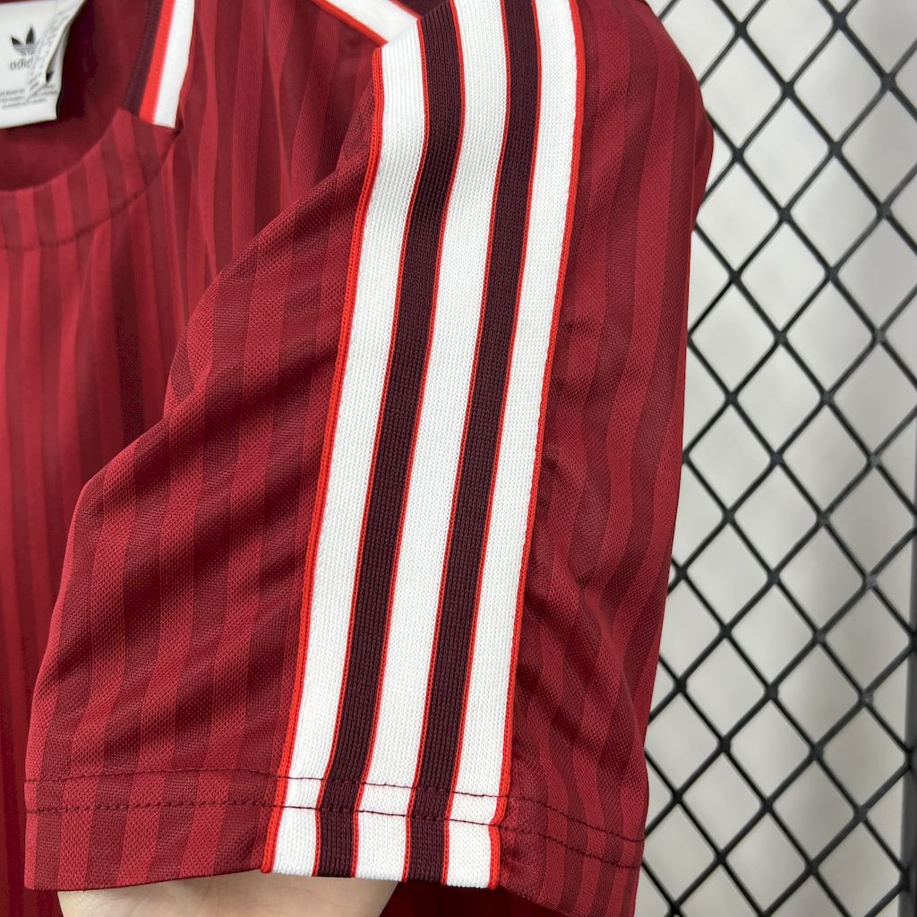 Bayern de Munique 2025/26 Camisola Terrace Icons – Homem