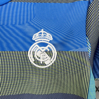 Real Madrid 2025/26 Conjunto de Pré-Jogo – Criança