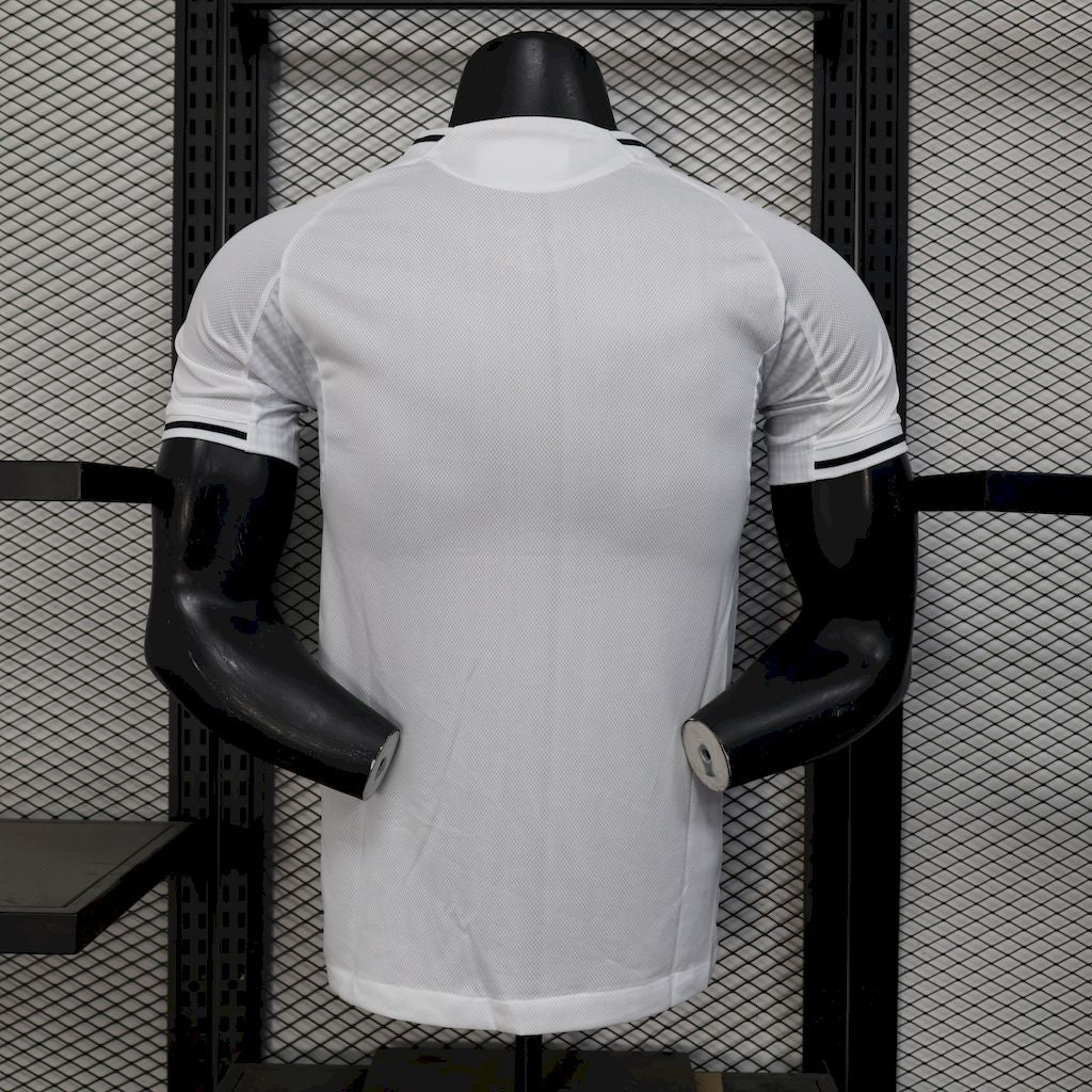 Newcastle United 2025/26 Camisola Principal Versão Jogador – Homem