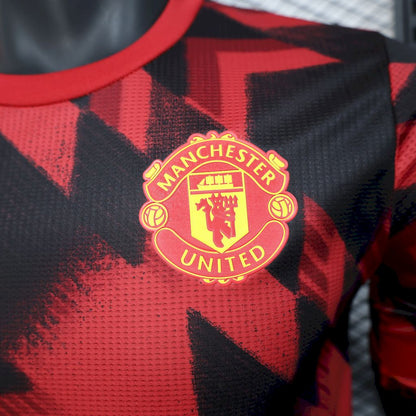 Manchester United 2025/26 Camisola de Pré-Jogo Vermelha e Preta Versão Jogador – Homem