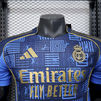 Real Madrid 2025/26 Camisola Louis Vuitton Conjunta Edição Versão Jogador – Homem