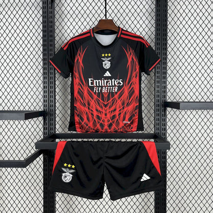 Benfica 2025/26 Conjunto Alternativo Conceito Versão – Criança