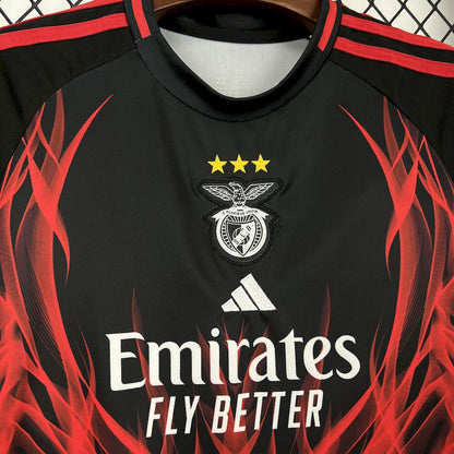 Benfica 2025/26 Conjunto Alternativo Conceito Versão – Criança