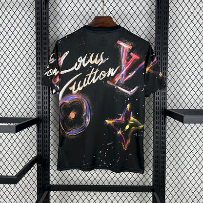 Real Madrid 2025/26 Camisola Louis Vuitton Conjunta Edição Preta colorful Versão – Homem