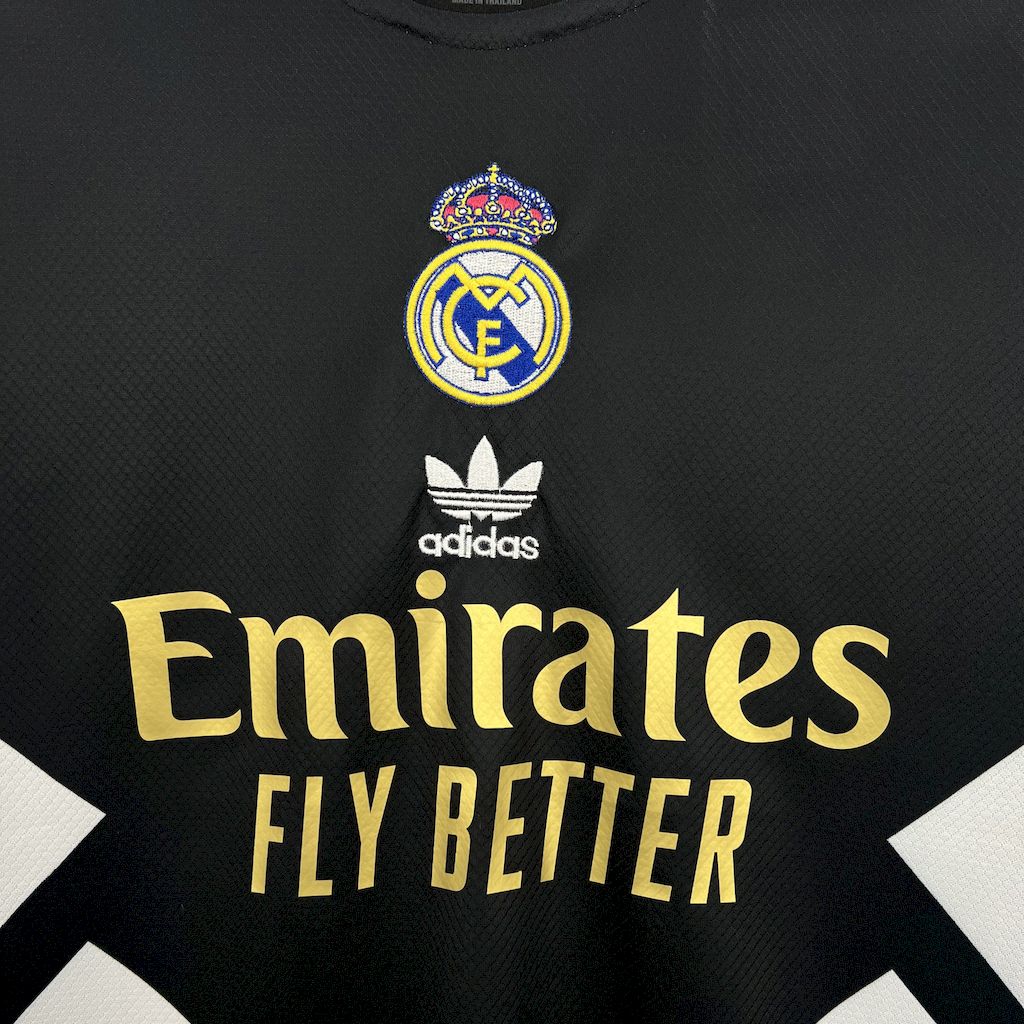 Real Madrid 2025/26 Camisola Especial Retro – Homem