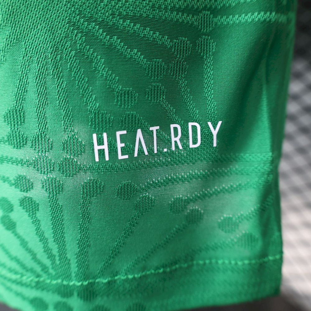 México 2025/26 Camisola Especial Dourada e Verde Versão Jogador – Homem