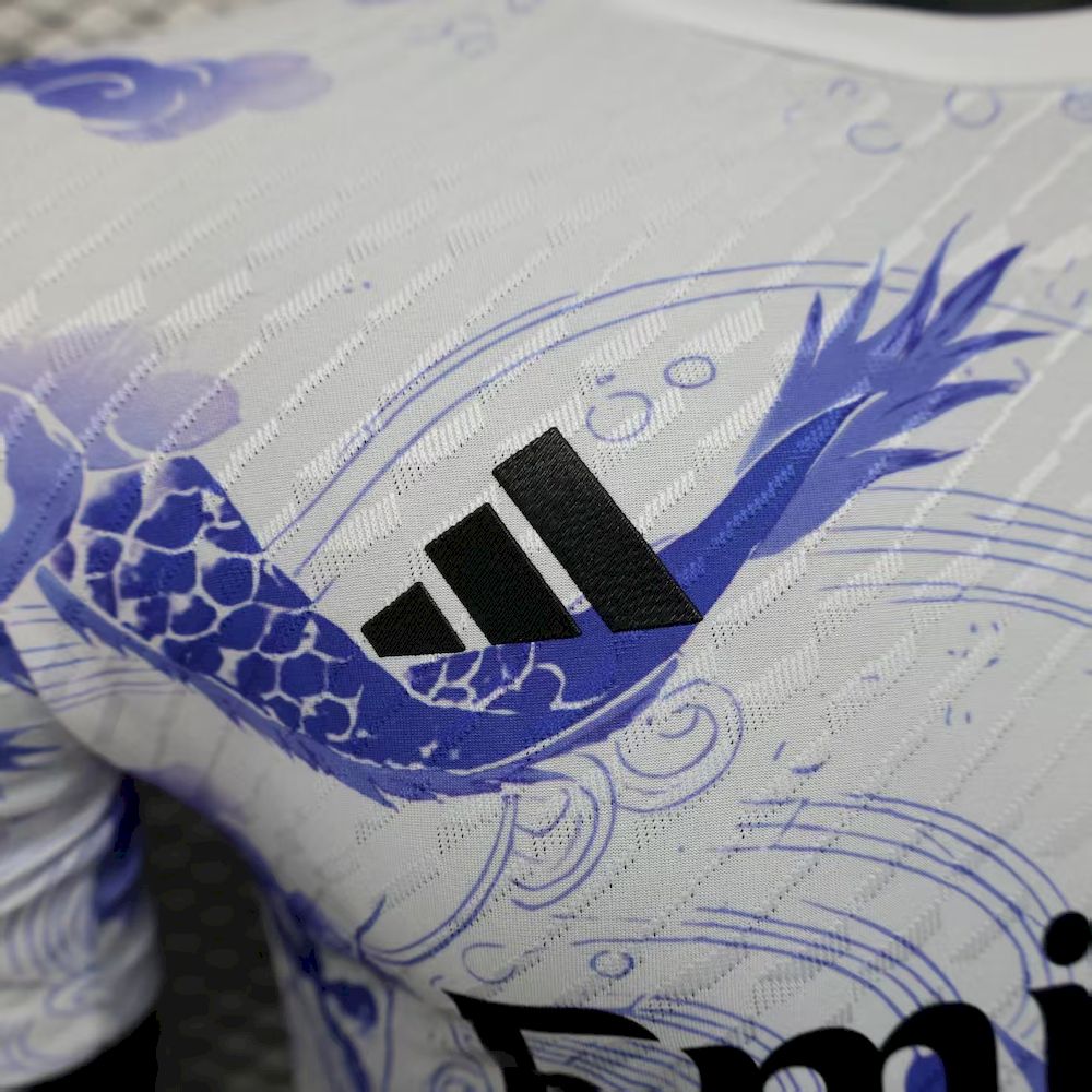 Real Madrid 2025/26 Camisola Especial Versão Jogador – Homem