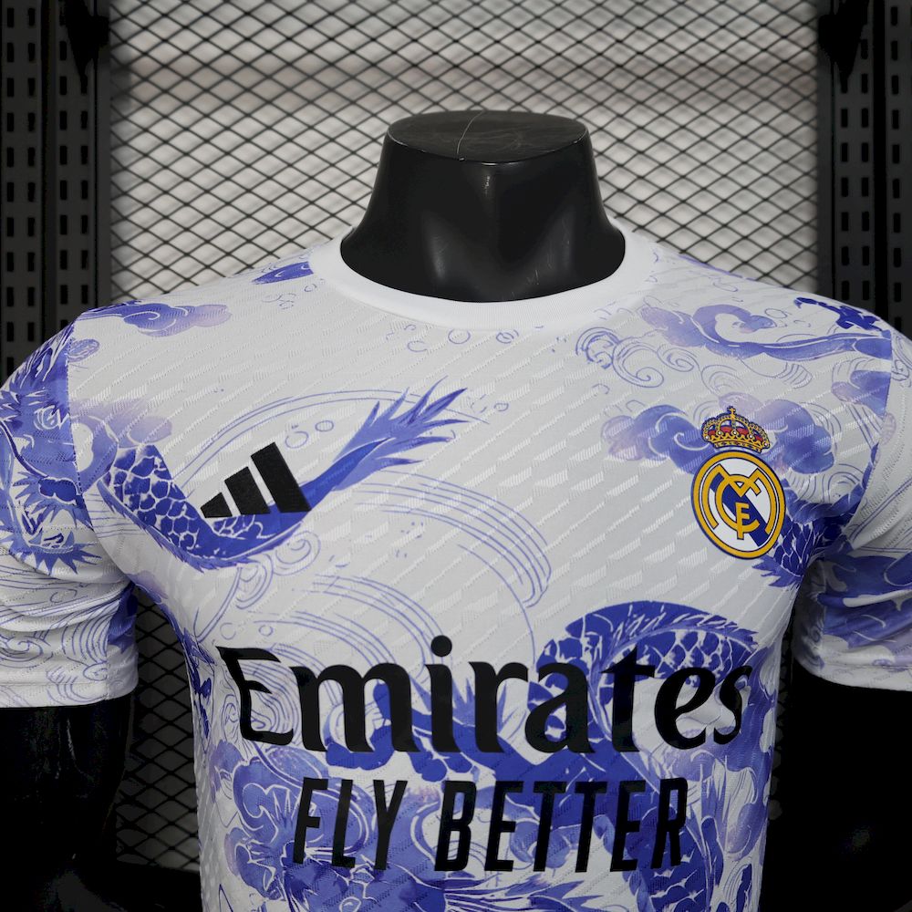 Real Madrid 2025/26 Camisola Especial Versão Jogador – Homem