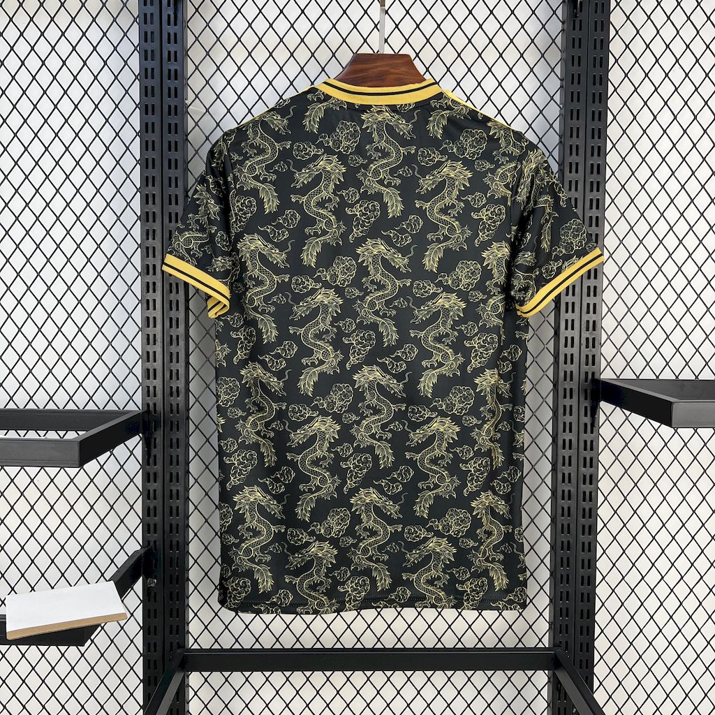 Real Madrid 2025/26 Camisola Preta Golden Dragon Edição – Homem