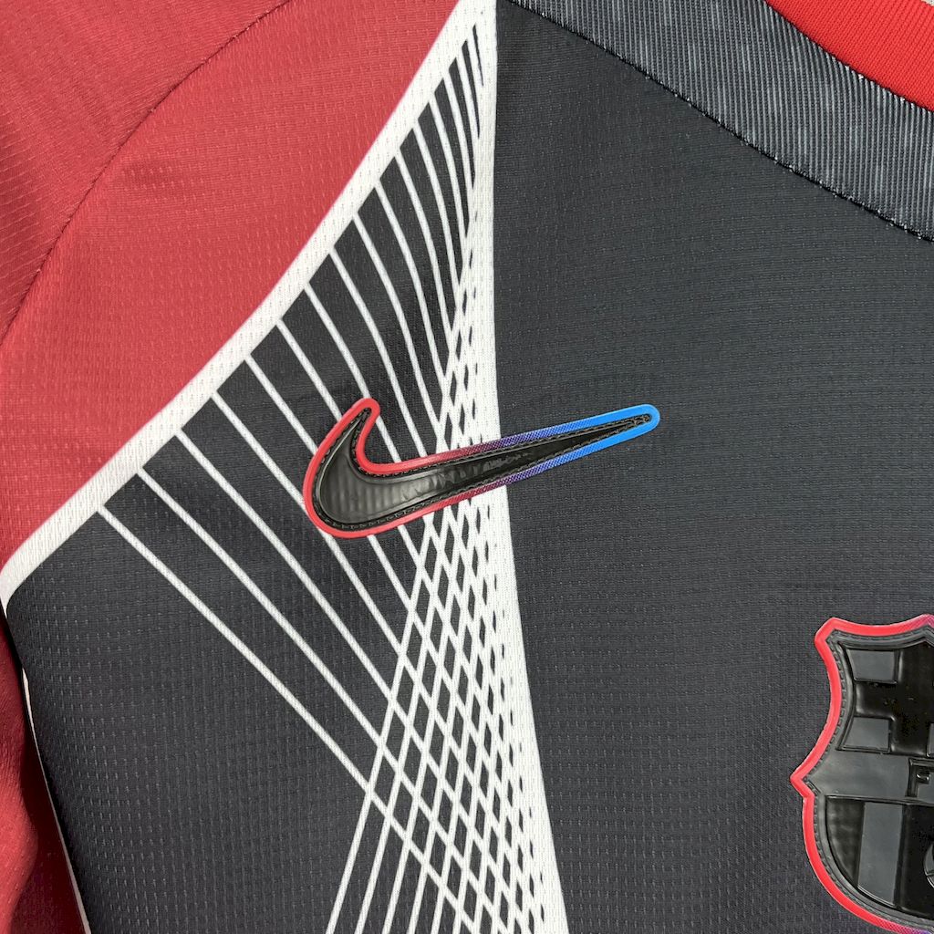 Barcelona 2025/26 Camisola Preta e Vermelha Edição Especial (com Liga dos Campeões) – Homem
