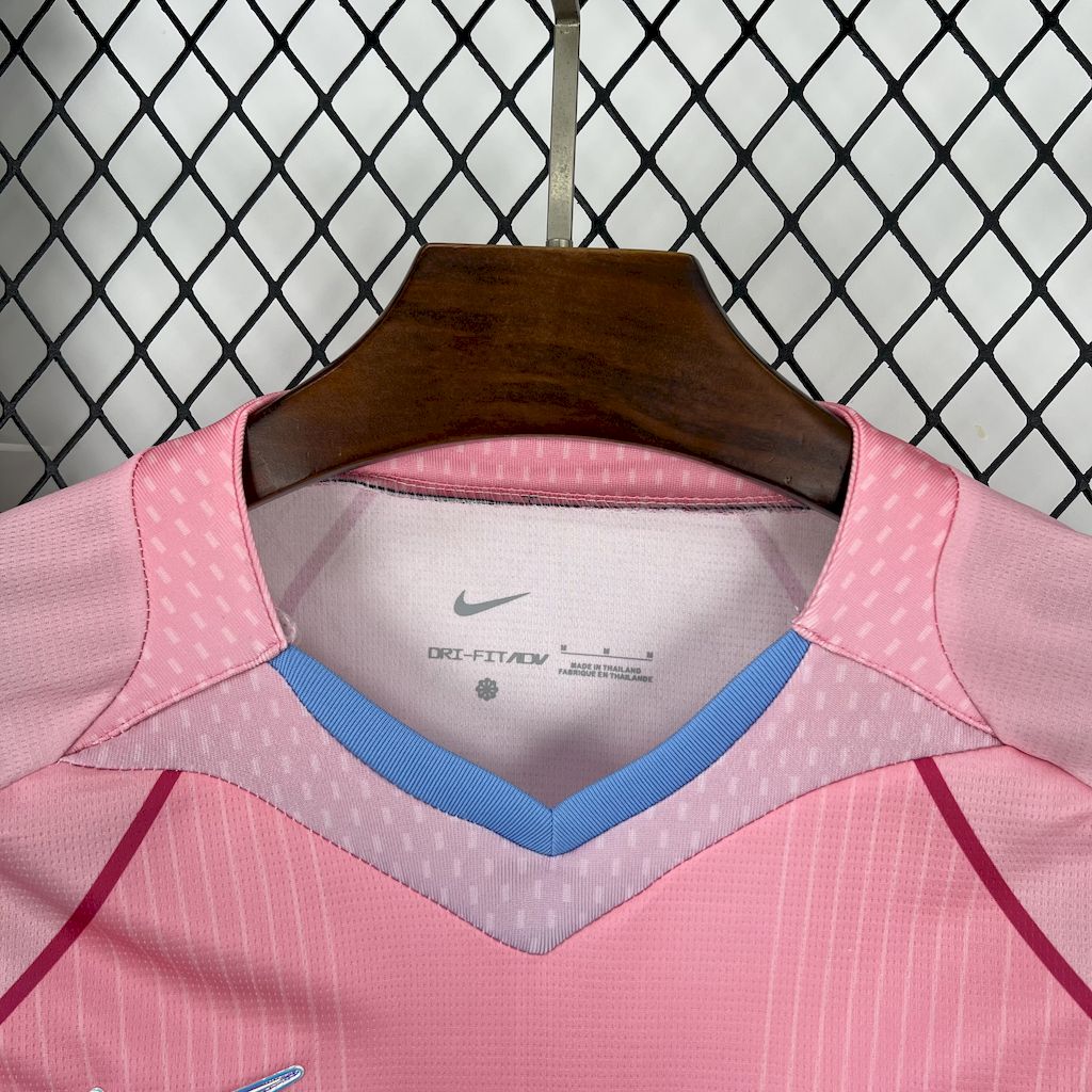 Barcelona 2025/26 Camisola Rosa Edição Especial (com Liga dos Campeões) – Homem