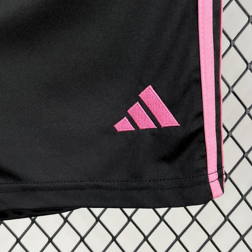 Juventus 2025/26 Conjunto Principal – Criança