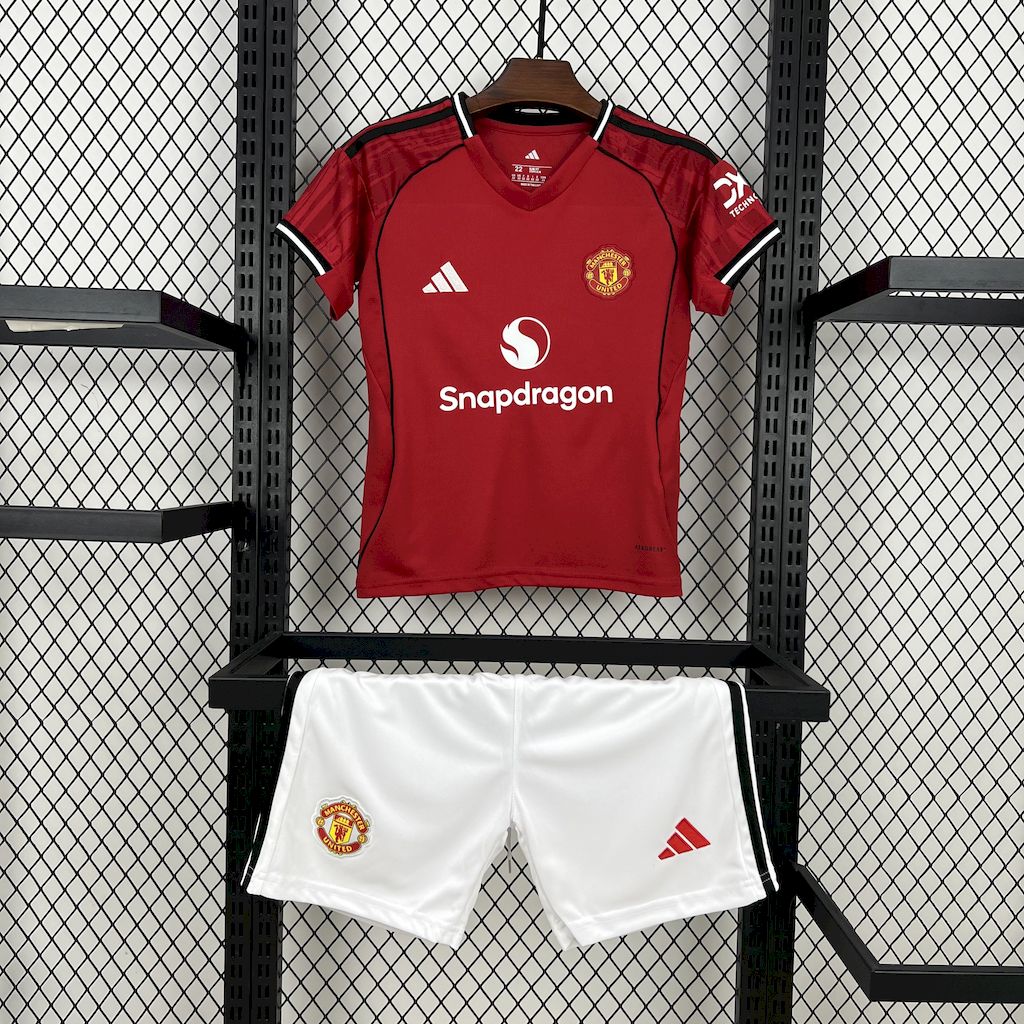 Manchester United 2025/26 Conjunto Principal – Criança